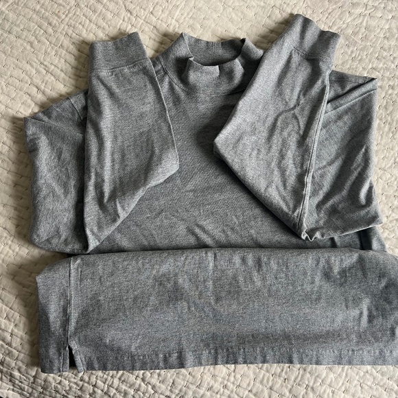 New- Duluth Trading Company Men's L Relaxed Fit Mock Turtleneck - Picture 2 of 5